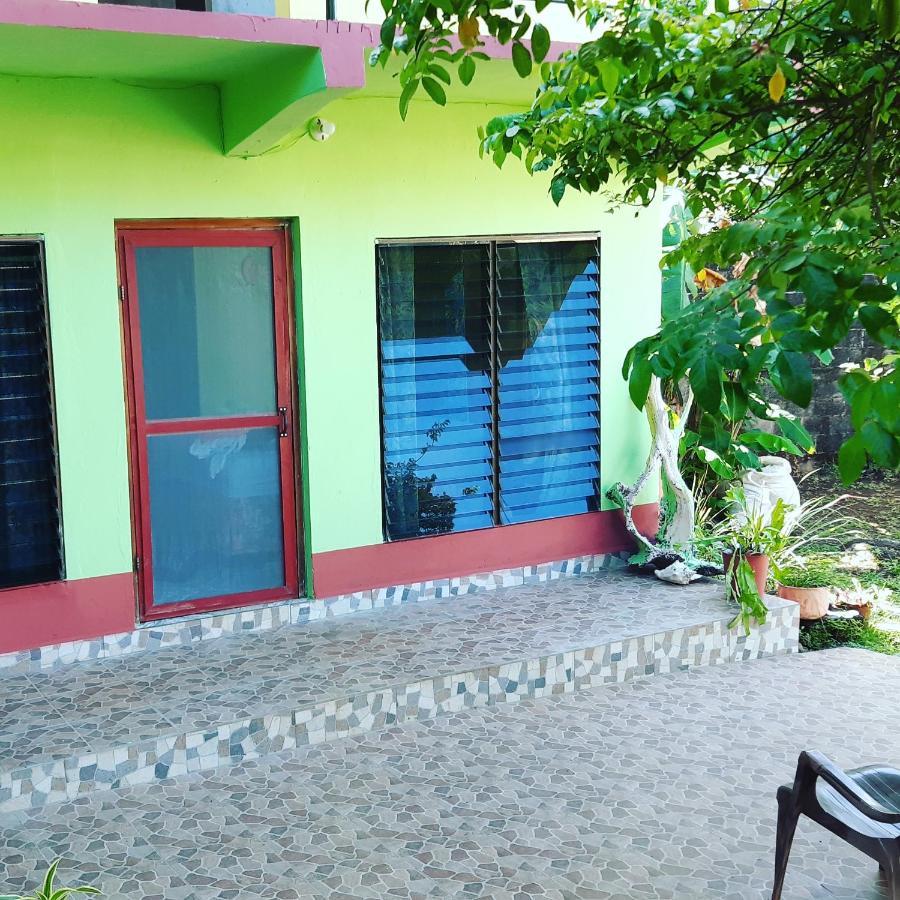 Villy'S Cottage North End Εξωτερικό φωτογραφία